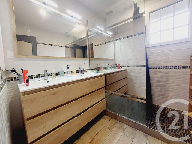 maison à vendre - 5 pièces - 122.5 m2 - BRETTEVILLE DU GRAND CAUX - 76 - HAUTE-NORMANDIE - Century 21 Accore