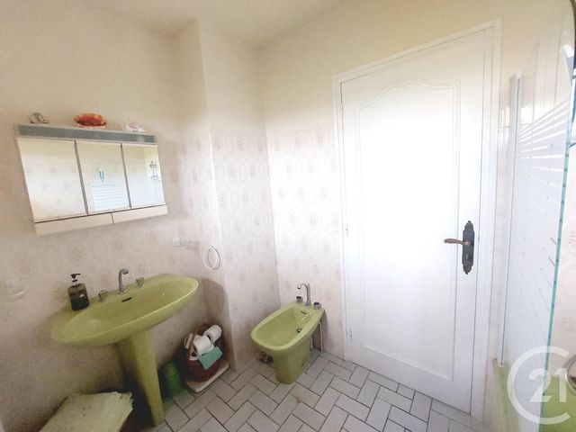 Afficher la photo en grand maison à vendre - 6 pièces - 197.45 m2 - VATTETOT SOUS BEAUMONT - 76 - HAUTE-NORMANDIE - Century 21 Accore