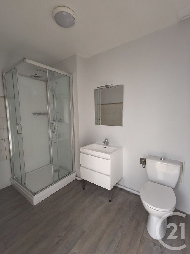 Appartement F3 à louer - 3 pièces - 73.0 m2 - VALMONT - 76 - HAUTE-NORMANDIE - Century 21 Accore