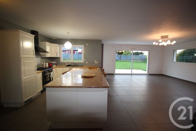 maison à louer - 5 pièces - 153.89 m2 - ANGERVILLE LA MARTEL - 76 - HAUTE-NORMANDIE - Century 21 Accore