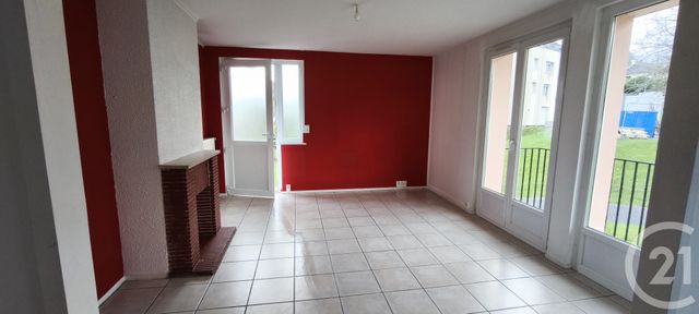 Appartement F4 à louer - 4 pièces - 91.18 m2 - VALMONT - 76 - HAUTE-NORMANDIE - Century 21 Accore