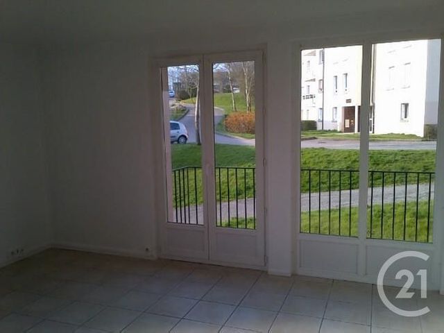 Appartement F4 à louer - 4 pièces - 91.18 m2 - VALMONT - 76 - HAUTE-NORMANDIE - Century 21 Accore