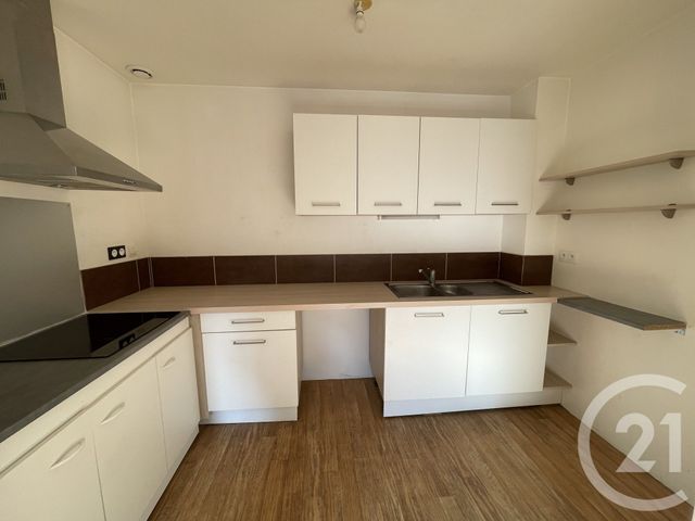 maison à louer - 5 pièces - 83.0 m2 - VALMONT - 76 - HAUTE-NORMANDIE - Century 21 Accore