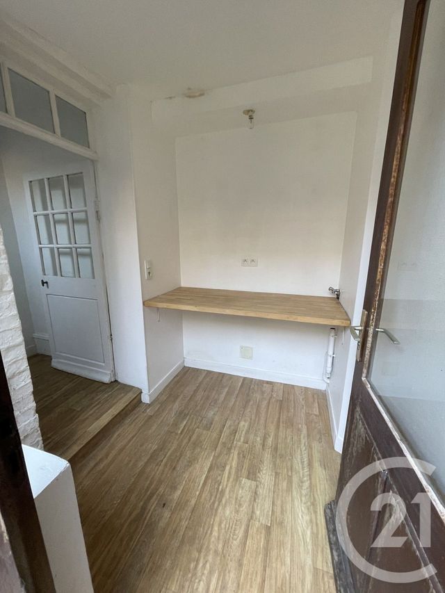 maison à louer - 5 pièces - 83.0 m2 - VALMONT - 76 - HAUTE-NORMANDIE - Century 21 Accore