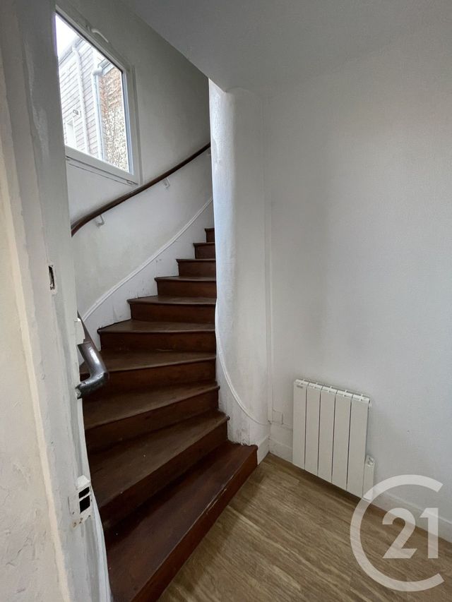 maison à louer - 5 pièces - 83.0 m2 - VALMONT - 76 - HAUTE-NORMANDIE - Century 21 Accore