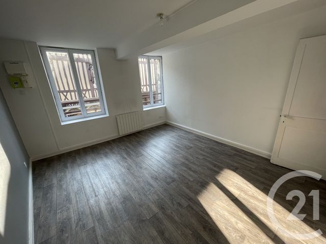 maison à louer - 5 pièces - 83.0 m2 - VALMONT - 76 - HAUTE-NORMANDIE - Century 21 Accore