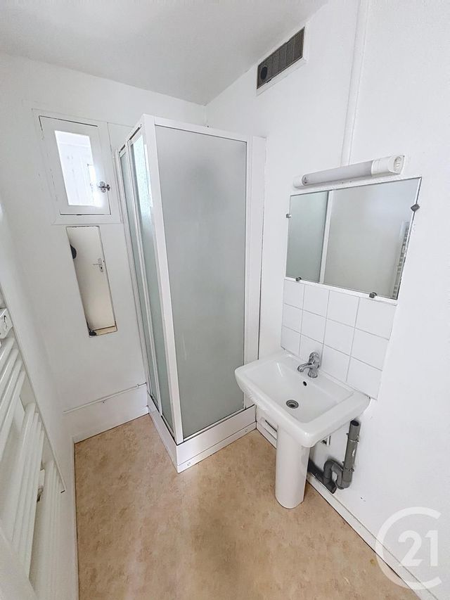 Appartement F3 à vendre - 3 pièces - 49.77 m2 - FECAMP - 76 - HAUTE-NORMANDIE - Century 21 Accore