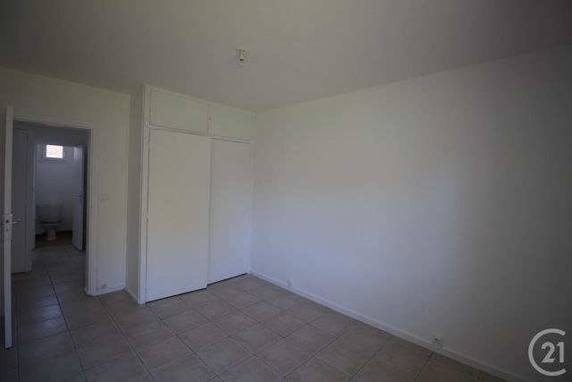 Appartement F4 à louer - 4 pièces - 80.0 m2 - VALMONT - 76 - HAUTE-NORMANDIE - Century 21 Accore