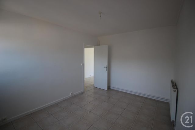 Appartement F4 à louer - 4 pièces - 80.0 m2 - VALMONT - 76 - HAUTE-NORMANDIE - Century 21 Accore