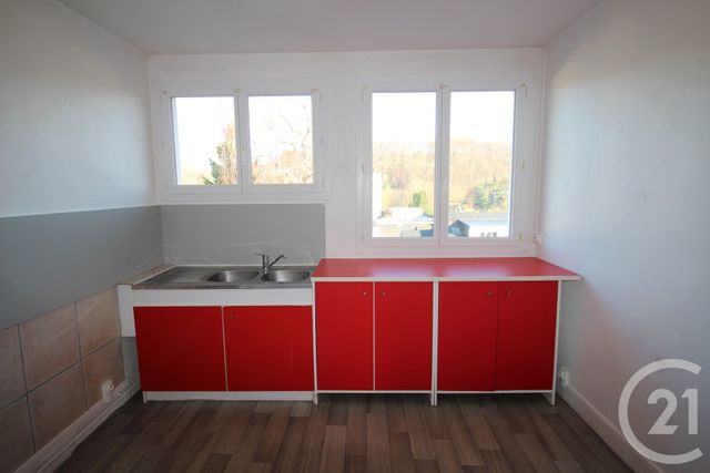 Appartement F4 à louer - 4 pièces - 89.42 m2 - VALMONT - 76 - HAUTE-NORMANDIE - Century 21 Accore