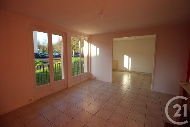 Appartement F4 à louer - 4 pièces - 89.42 m2 - VALMONT - 76 - HAUTE-NORMANDIE - Century 21 Accore