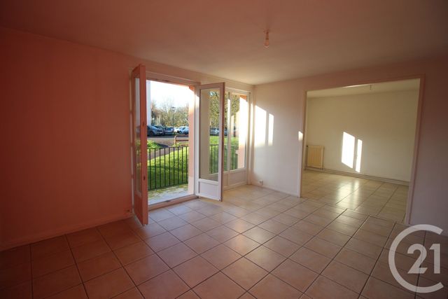 Appartement F4 à louer - 4 pièces - 89.42 m2 - VALMONT - 76 - HAUTE-NORMANDIE - Century 21 Accore