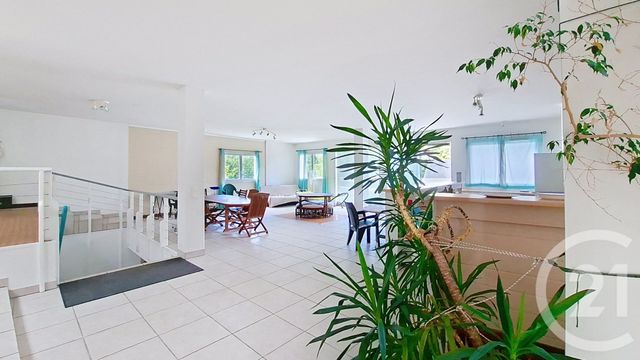 maison à vendre - 6 pièces - 247.5 m2 - VALMONT - 76 - HAUTE-NORMANDIE - Century 21 Accore
